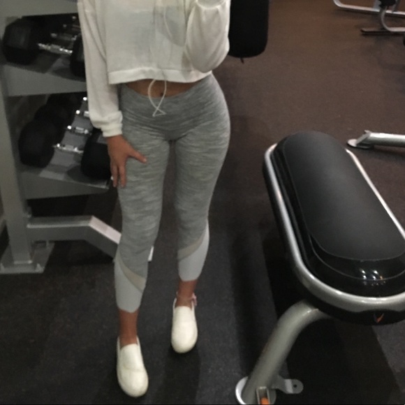 lululemon wunder under crop 24inch luon - Picture 2 of 9